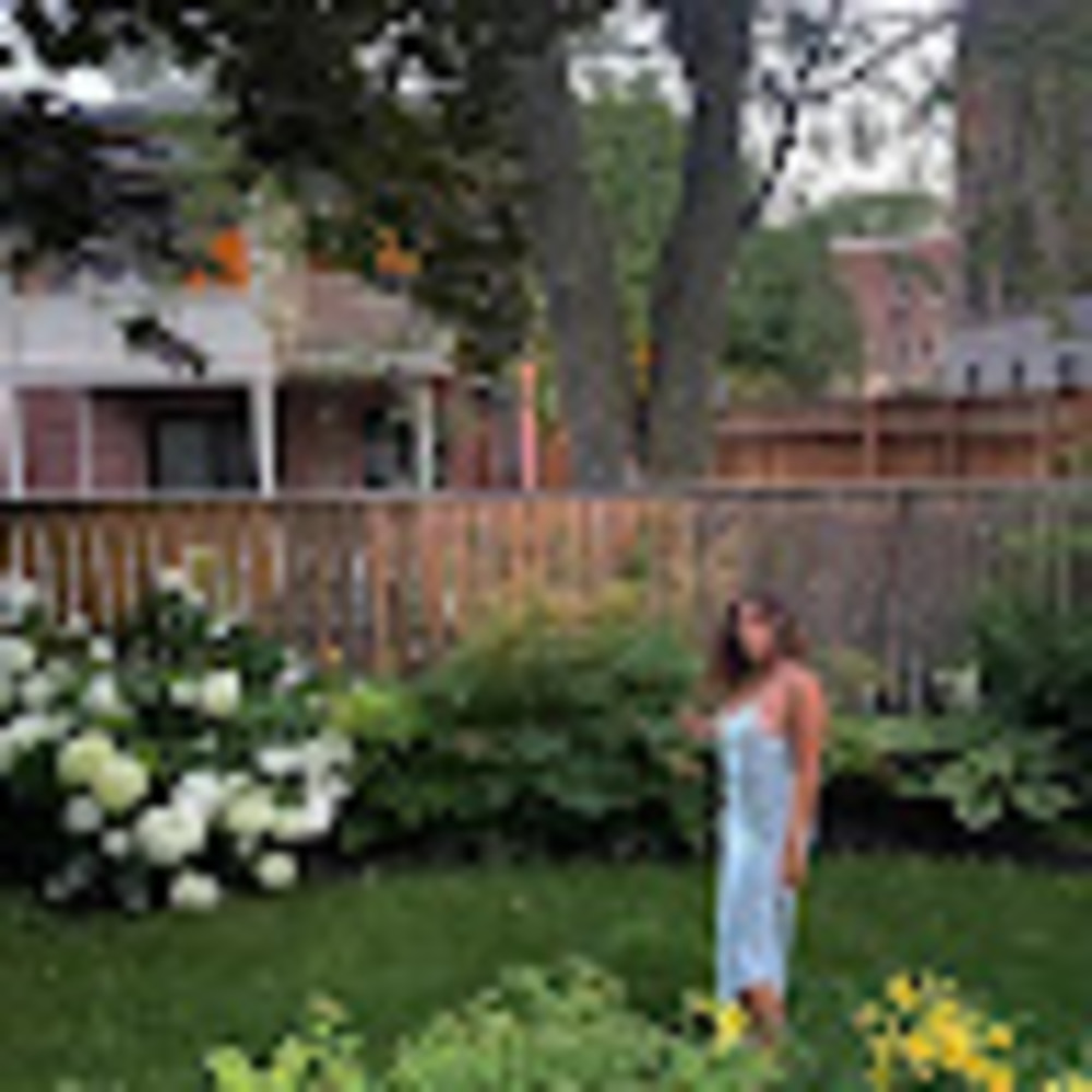Meet your Posher, Arielle